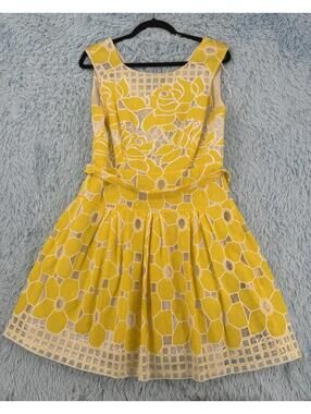 Signature by Robbie Bee Applique Dress Yellow White Women Size 12